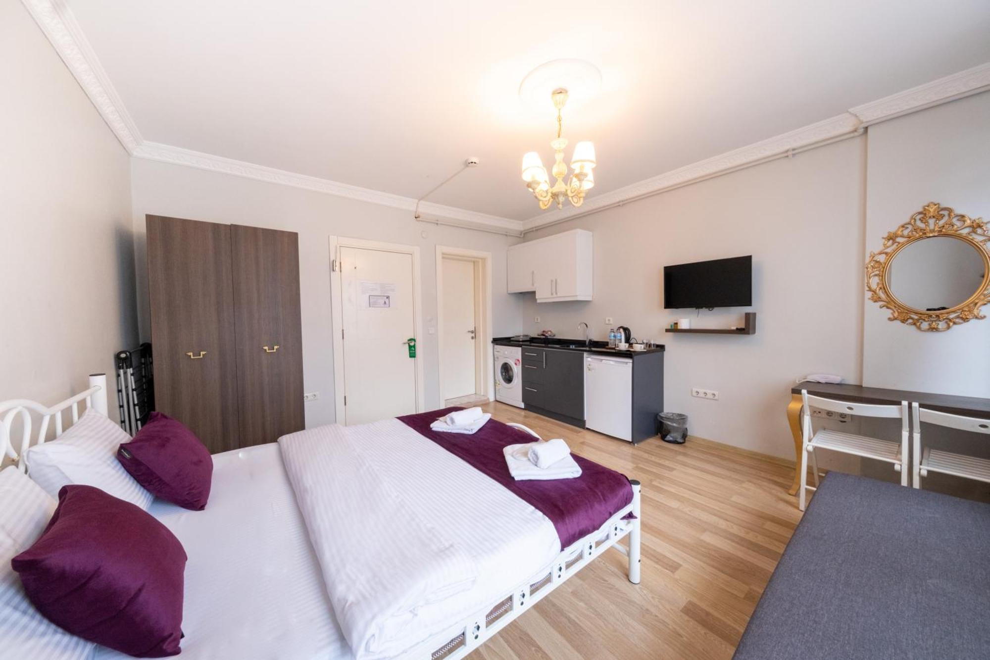 The Luxury Frame Suites Отель *